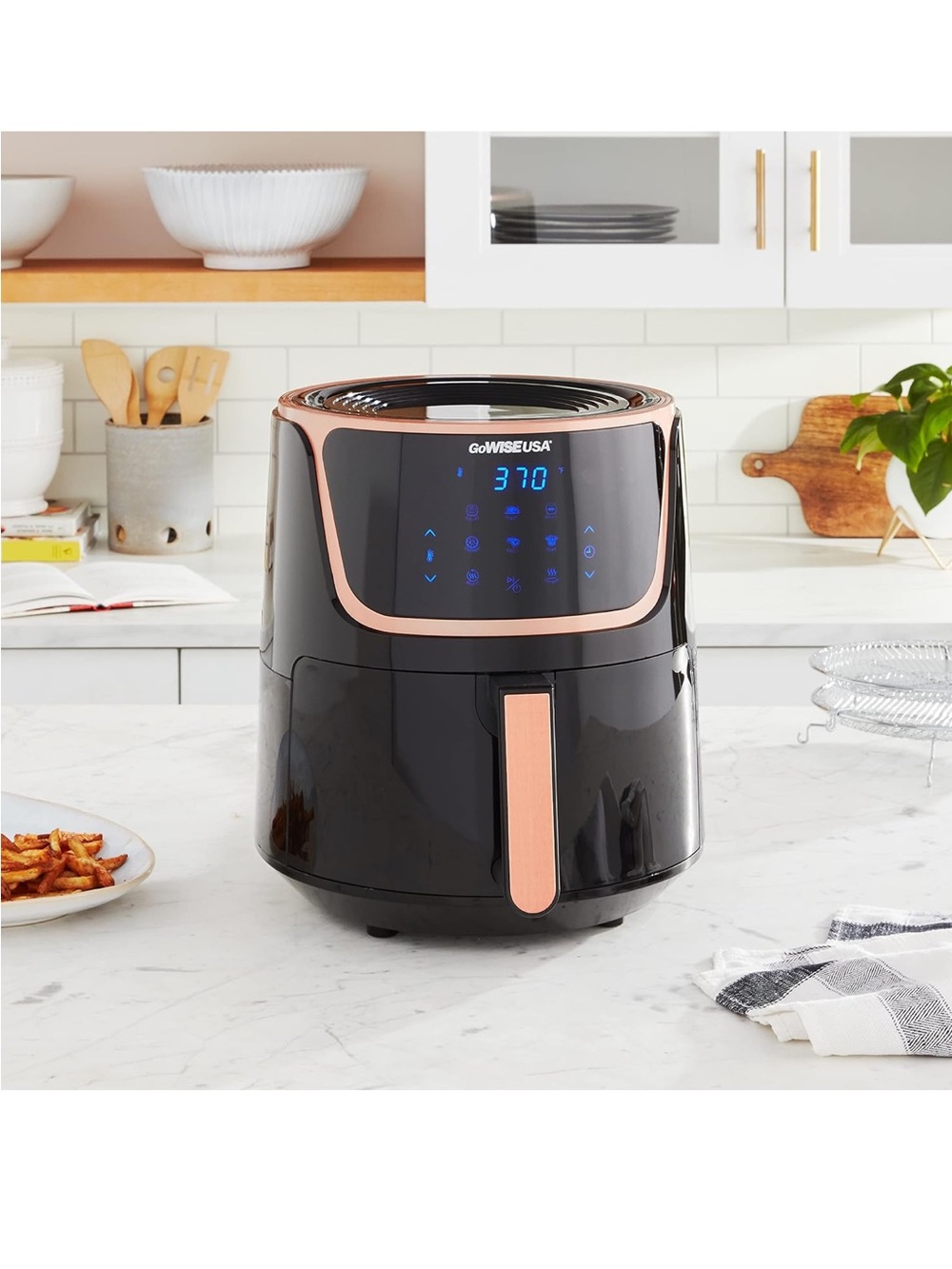 GoWISE USA GW22955 7-Quart Electric Air Fryer with Dehydrator & 3 Stackable Rack